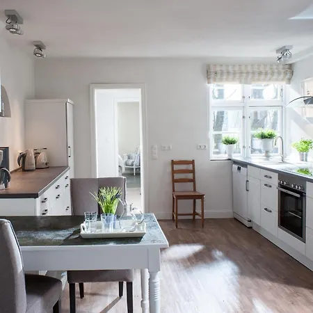 Apartment Haubarg Tetenshof Whg 1 Frankreich Welt